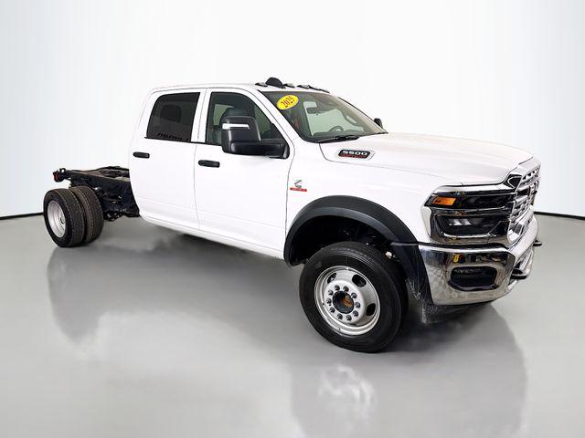 2025 RAM 5500 Chassis Tradesman/Big Horn