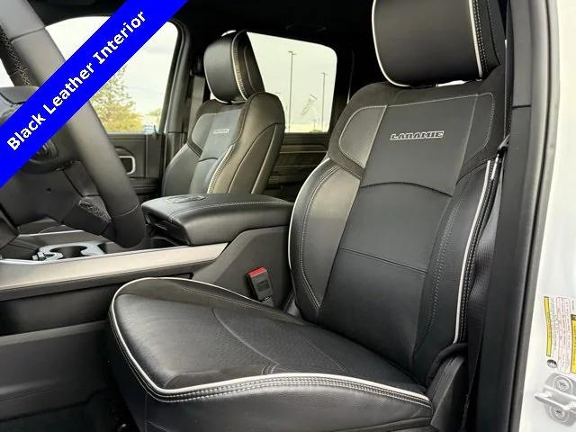 2025 RAM 2500 Laramie Crew Cab 4x4 64 Box