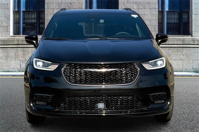 2023 Chrysler Pacifica Touring L AWD