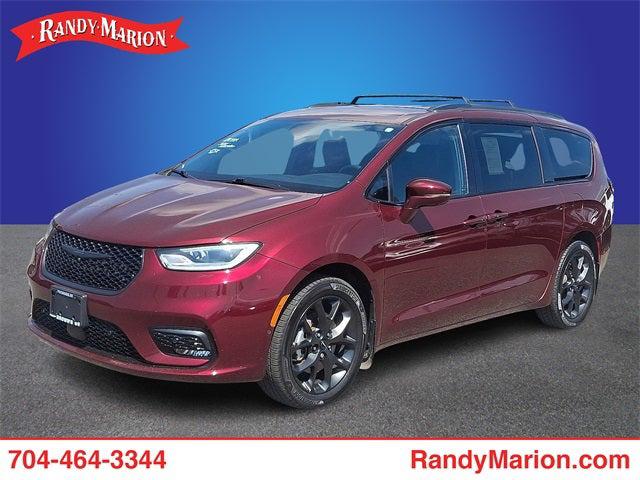 2022 Chrysler Pacifica Touring L AWD