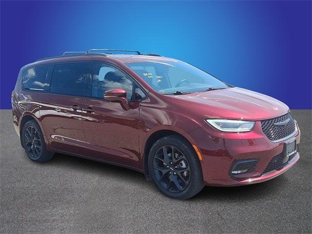 2022 Chrysler Pacifica Touring L AWD
