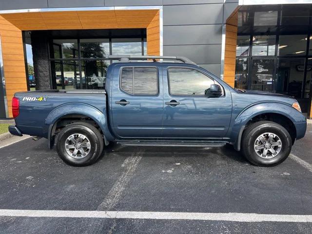 2021 Nissan Frontier Crew Cab PRO-4X 4x4 2021 Nissan Frontier Crew Cab PRO-4X 4x4