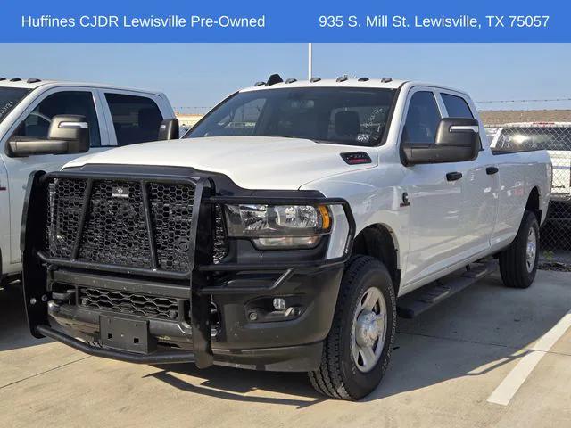 2023 RAM 2500 Tradesman Crew Cab 4x4 8 Box