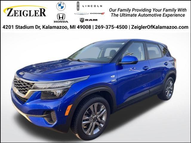 2022 Kia Seltos LX 2022 Kia Seltos LX