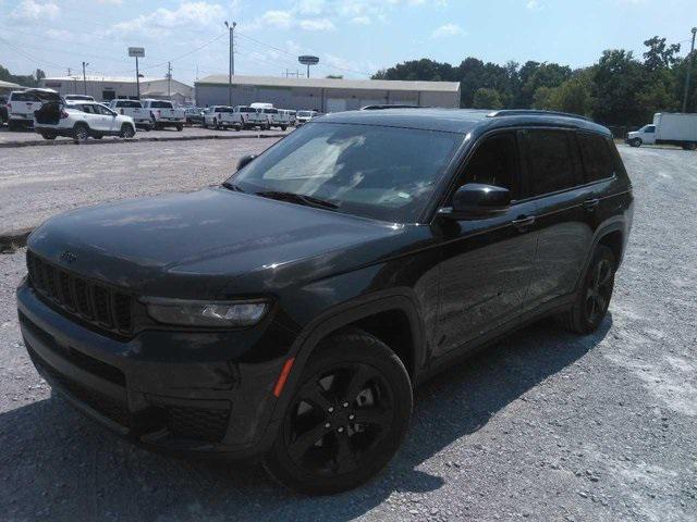 2023 Jeep Grand Cherokee L Altitude 4x2