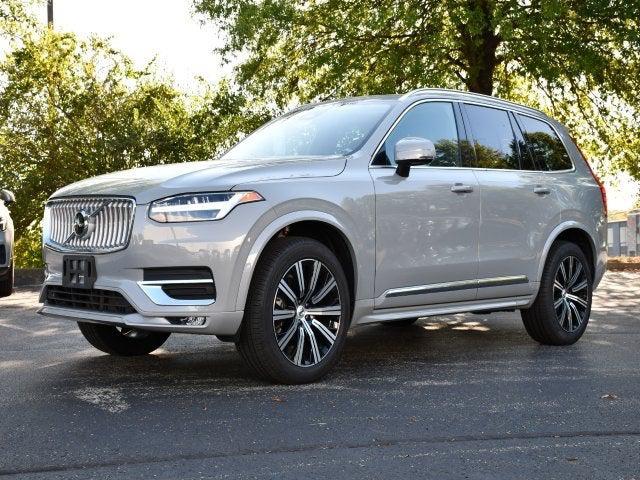 2025 Volvo XC90 B5 Core
