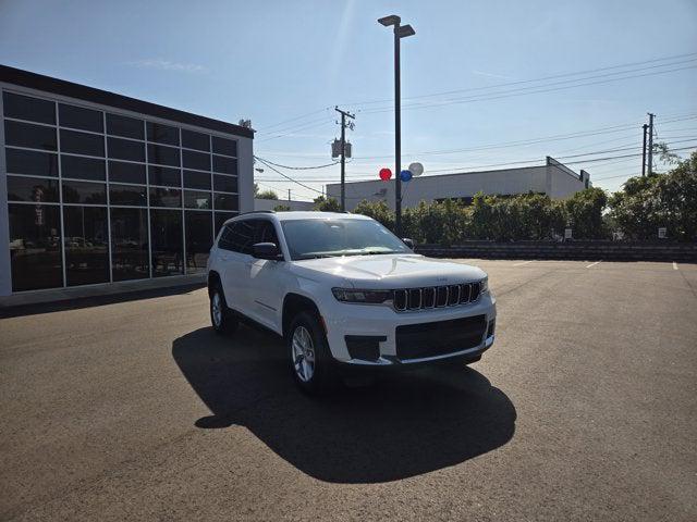 2023 Jeep Grand Cherokee L Laredo 4x2