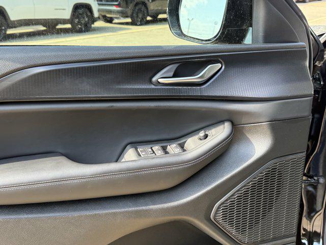 2025 Jeep Grand Cherokee L Altitude X 4x2