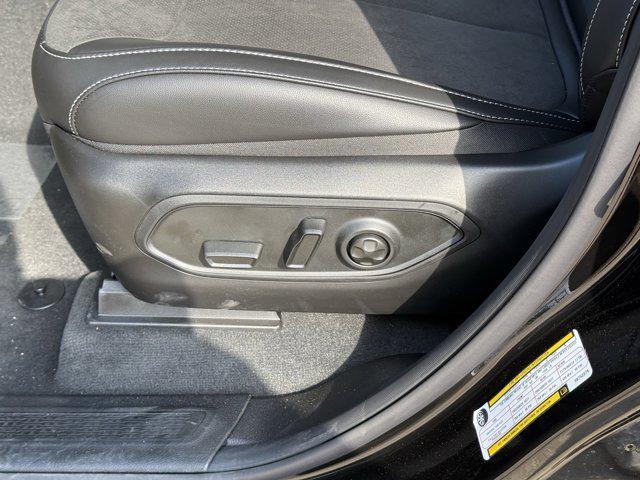 2025 Jeep Grand Cherokee L Altitude X 4x2