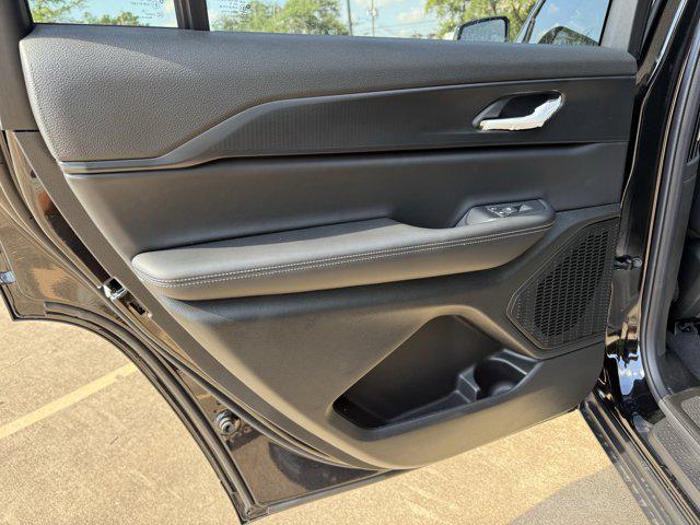 2025 Jeep Grand Cherokee L Altitude X 4x2