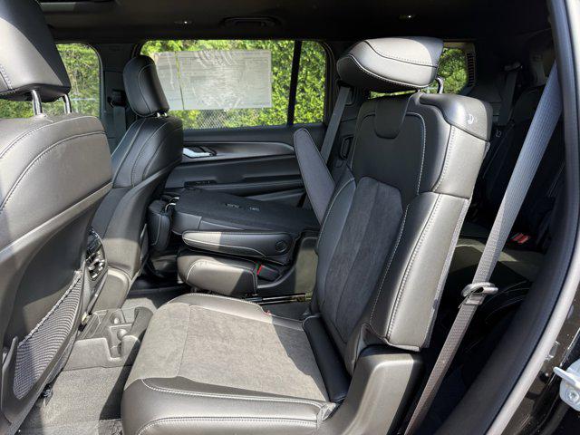2025 Jeep Grand Cherokee L Altitude X 4x2
