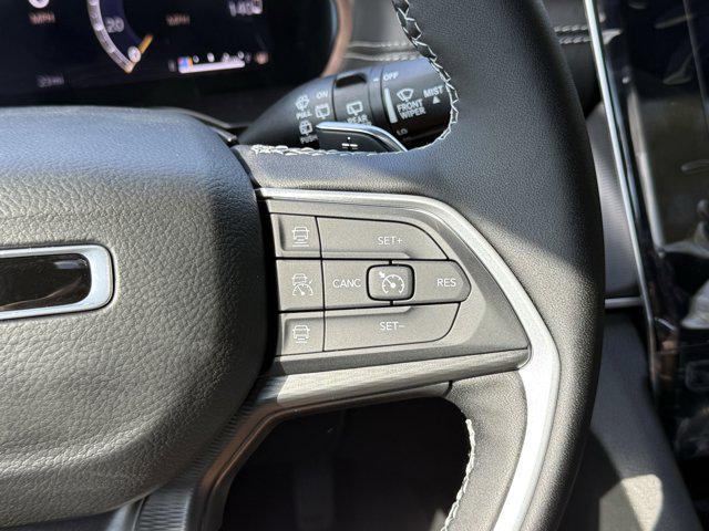 2025 Jeep Grand Cherokee L Altitude X 4x2