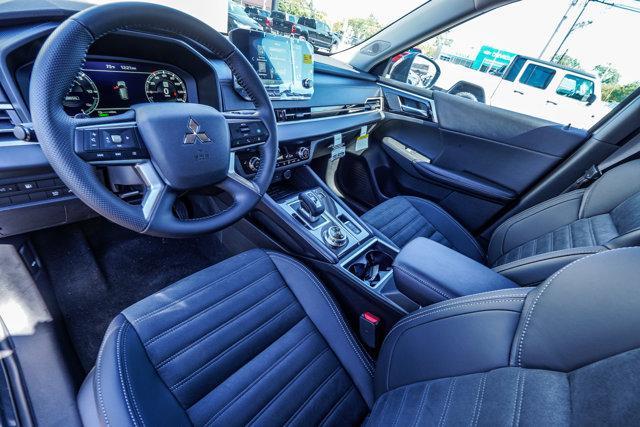 2025 Mitsubishi Outlander PHEV SE S-AWC