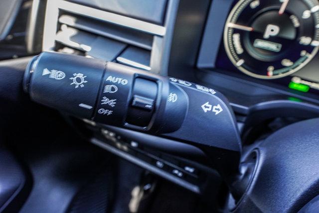 2025 Mitsubishi Outlander PHEV SE S-AWC