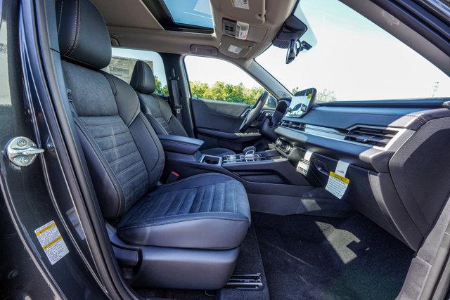 2025 Mitsubishi Outlander PHEV SE S-AWC