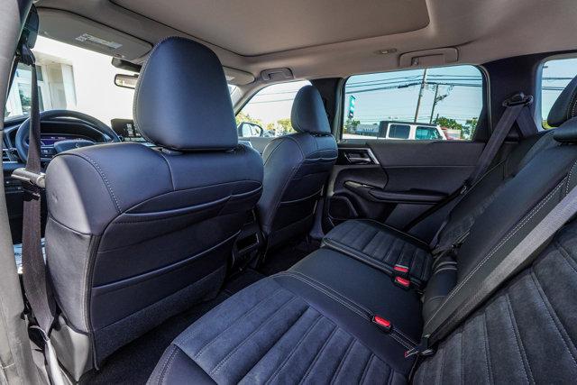 2025 Mitsubishi Outlander PHEV SE S-AWC