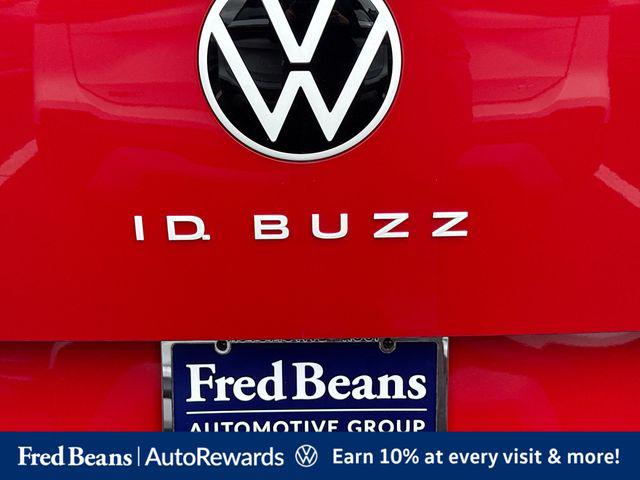 2025 Volkswagen ID. Buzz Pro S Plus with 4MOTION