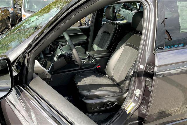 2025 Jeep Grand Cherokee L Altitude X 4x4