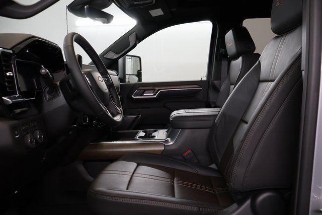 2026 Chevrolet Silverado 3500HD High Country