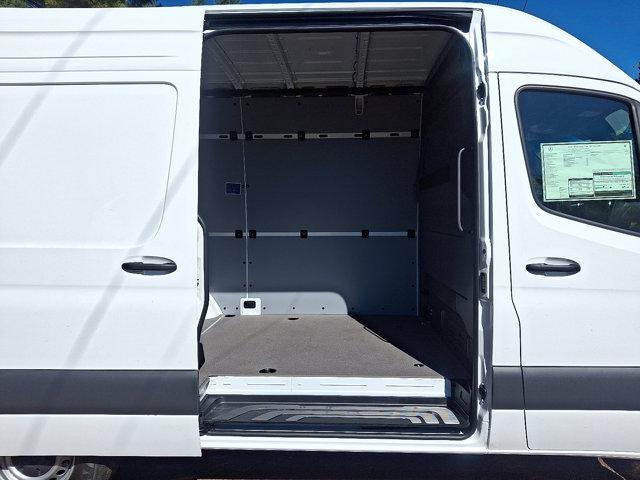 2026 Mercedes-Benz Sprinter Cargo Van 2026 DCAH2S