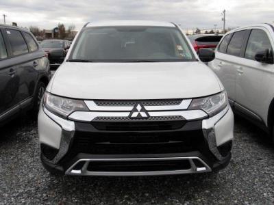 2019 Mitsubishi Outlander ES