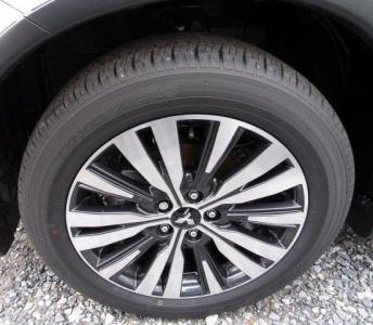 2019 Mitsubishi Outlander ES
