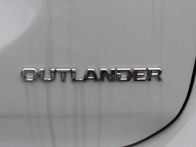 2019 Mitsubishi Outlander ES