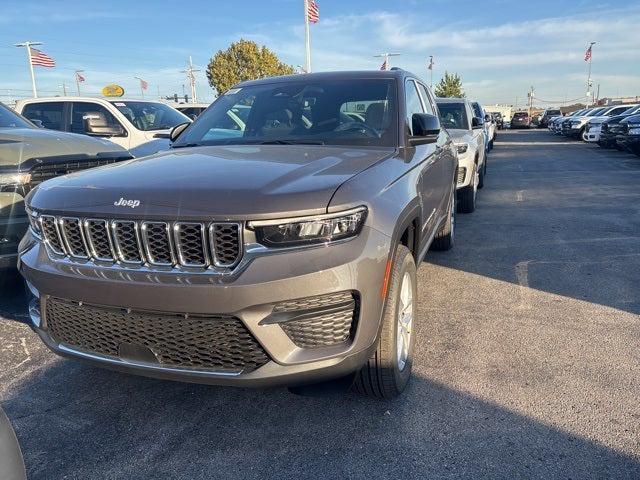 2025 Jeep Grand Cherokee GRAND CHEROKEE LAREDO X 4X2 2025 Jeep Grand Cherokee GRAND CHEROKEE LAREDO X 4X2