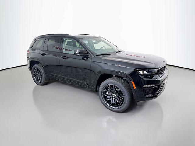2025 Jeep Grand Cherokee GRAND CHEROKEE SUMMIT 4X4