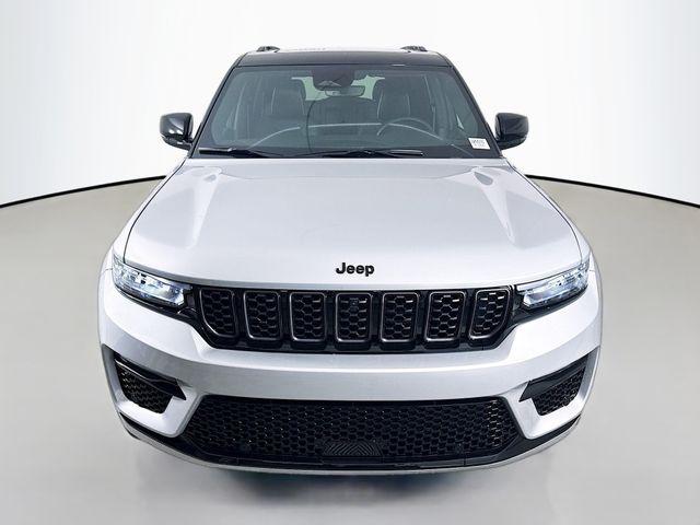 2025 Jeep Grand Cherokee GRAND CHEROKEE SUMMIT 4X4