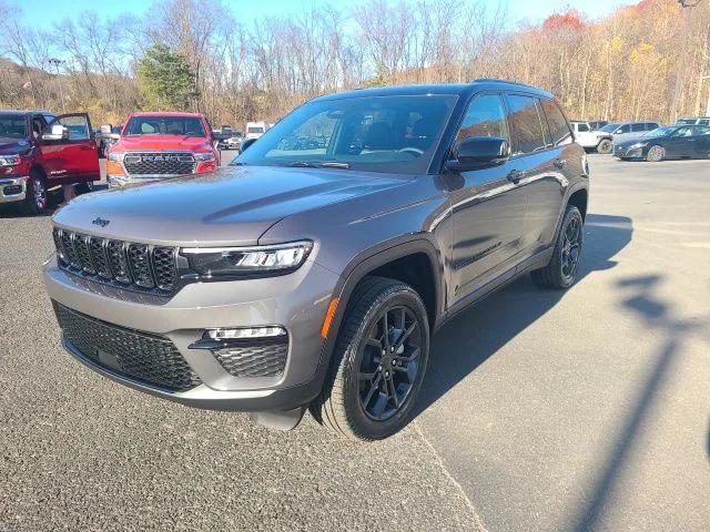 2025 Jeep Grand Cherokee GRAND CHEROKEE LIMITED 4X4 2025 Jeep Grand Cherokee GRAND CHEROKEE LIMITED 4X4