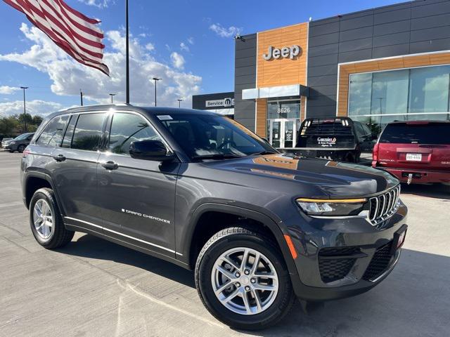 2025 Jeep Grand Cherokee GRAND CHEROKEE LAREDO X 4X2