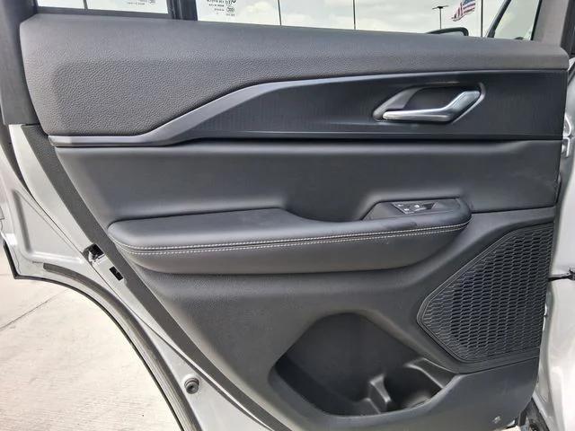 2025 Jeep Grand Cherokee Altitude X 4x2