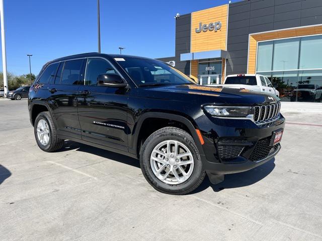 2025 Jeep Grand Cherokee GRAND CHEROKEE LAREDO X 4X2