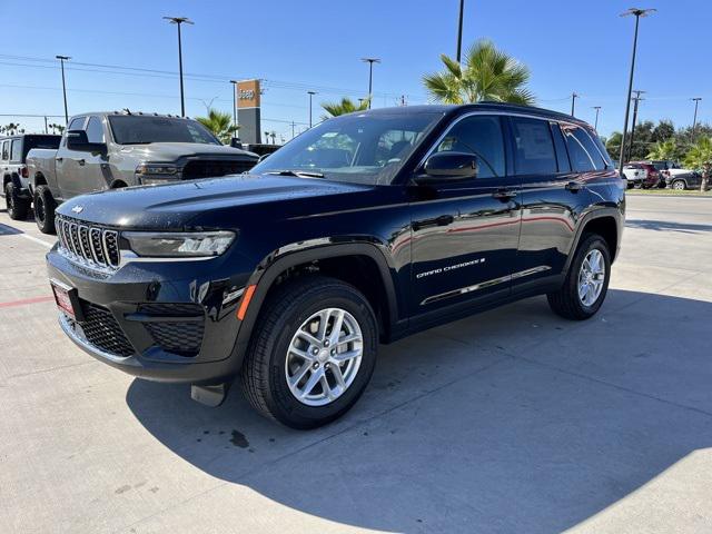 2025 Jeep Grand Cherokee GRAND CHEROKEE LAREDO X 4X2