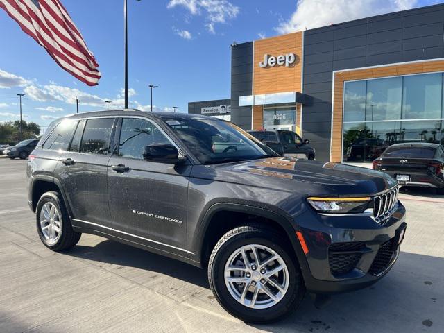 2025 Jeep Grand Cherokee GRAND CHEROKEE LAREDO X 4X2 2025 Jeep Grand Cherokee GRAND CHEROKEE LAREDO X 4X2