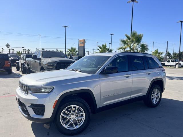 2025 Jeep Grand Cherokee GRAND CHEROKEE LAREDO X 4X2