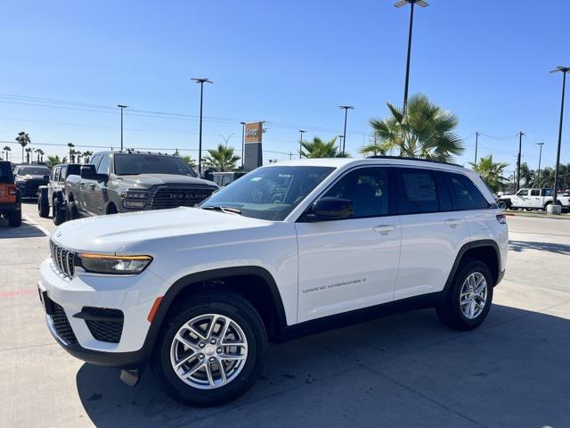 2025 Jeep Grand Cherokee GRAND CHEROKEE LAREDO X 4X2