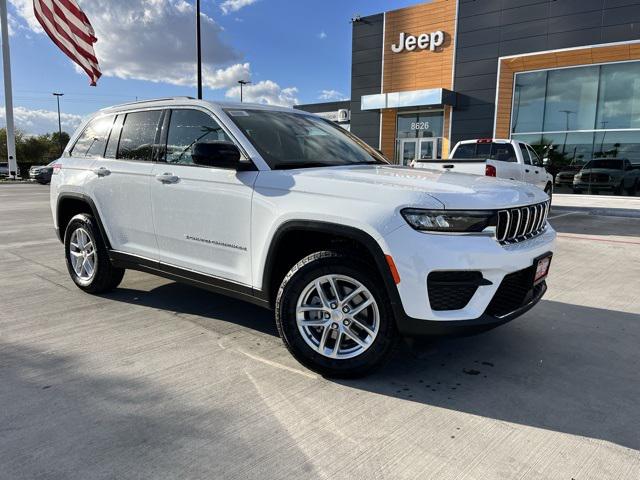 2025 Jeep Grand Cherokee GRAND CHEROKEE LAREDO X 4X2 2025 Jeep Grand Cherokee GRAND CHEROKEE LAREDO X 4X2