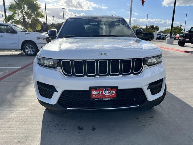 2025 Jeep Grand Cherokee GRAND CHEROKEE LAREDO X 4X2 2025 Jeep Grand Cherokee GRAND CHEROKEE LAREDO X 4X2