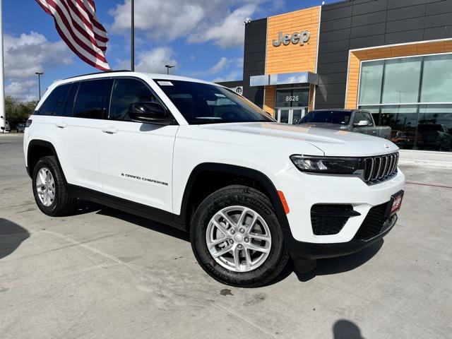 2025 Jeep Grand Cherokee GRAND CHEROKEE LAREDO X 4X2