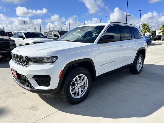 2025 Jeep Grand Cherokee GRAND CHEROKEE LAREDO X 4X2
