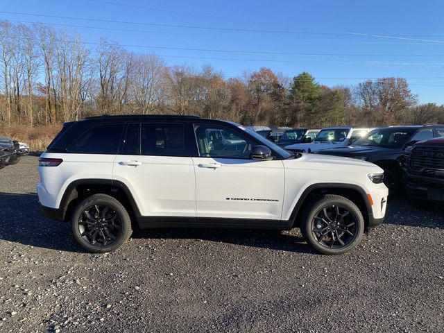 2025 Jeep Grand Cherokee GRAND CHEROKEE LIMITED 4X4 2025 Jeep Grand Cherokee GRAND CHEROKEE LIMITED 4X4