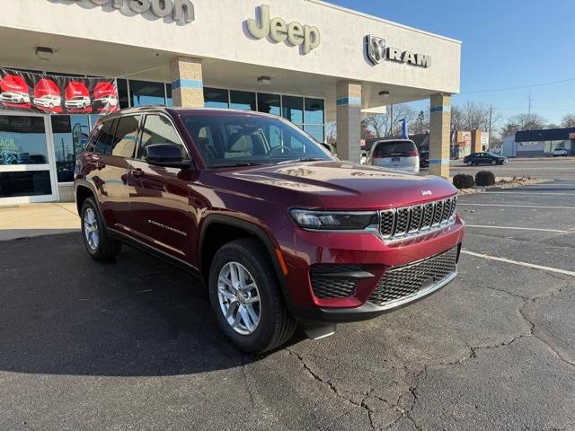 2025 Jeep Grand Cherokee GRAND CHEROKEE LAREDO X 4X4 2025 Jeep Grand Cherokee GRAND CHEROKEE LAREDO X 4X4