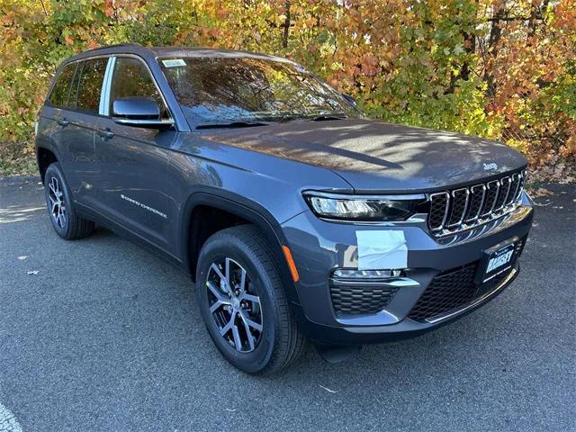 2025 Jeep Grand Cherokee GRAND CHEROKEE LIMITED 4X4 2025 Jeep Grand Cherokee GRAND CHEROKEE LIMITED 4X4