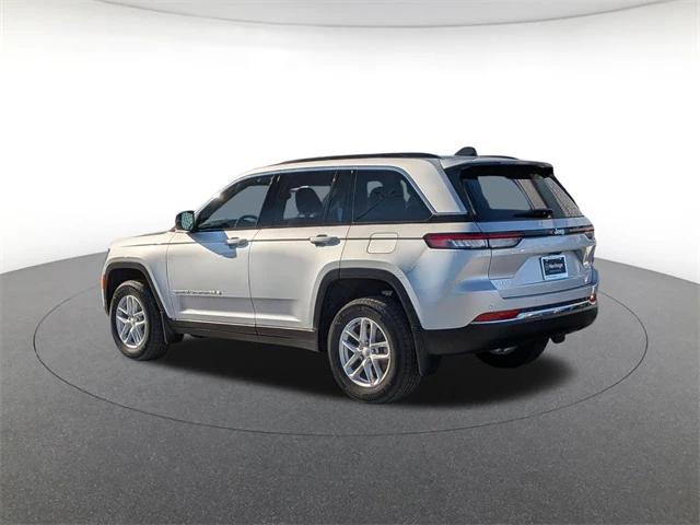 2025 Jeep Grand Cherokee GRAND CHEROKEE LAREDO X 4X4