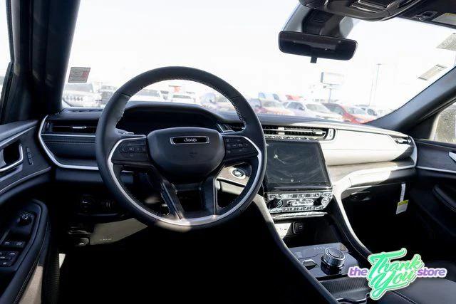 2025 Jeep Grand Cherokee GRAND CHEROKEE LIMITED 4X4 2025 Jeep Grand Cherokee GRAND CHEROKEE LIMITED 4X4