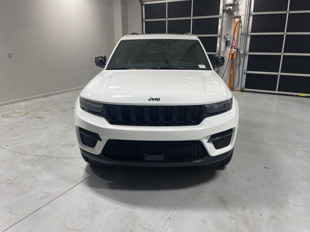 2025 Jeep Grand Cherokee GRAND CHEROKEE ALTITUDE X 4X2