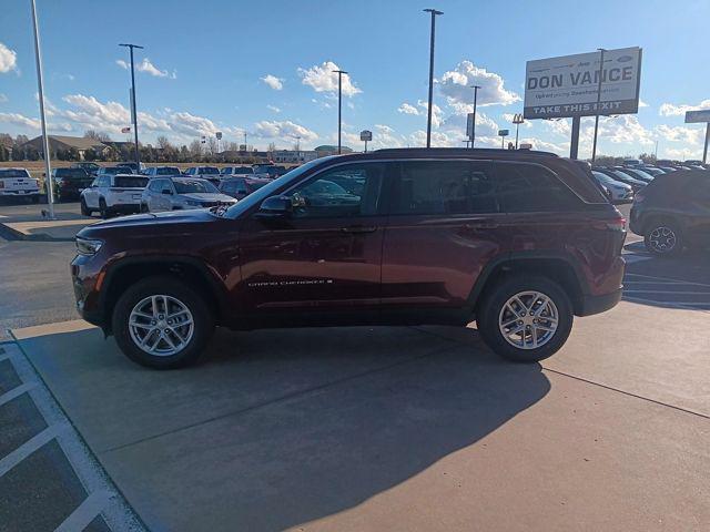 2025 Jeep Grand Cherokee GRAND CHEROKEE LAREDO X 4X4