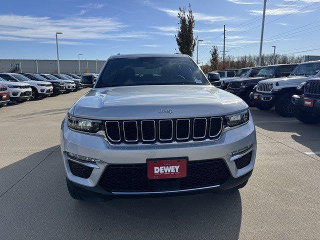 2025 Jeep Grand Cherokee GRAND CHEROKEE LIMITED 4X4 2025 Jeep Grand Cherokee GRAND CHEROKEE LIMITED 4X4